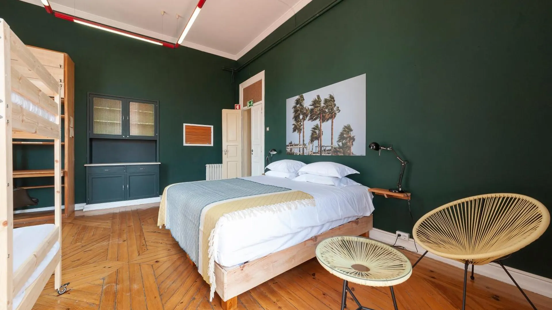 Guest house Cheese & Wine Lapa Hotel Lisbon